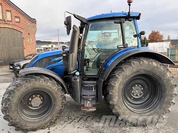 Valtra N174 Direct 트랙터