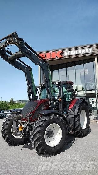 Valtra N174 Versu 트랙터