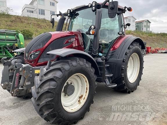 Valtra N174A 트랙터