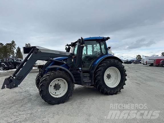 Valtra N174D 트랙터