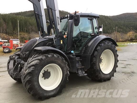 Valtra N174D 트랙터