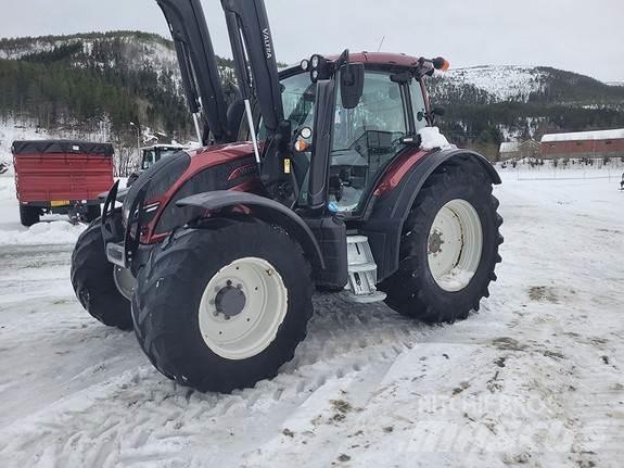 Valtra N174H 트랙터