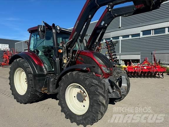 Valtra N174V 트랙터