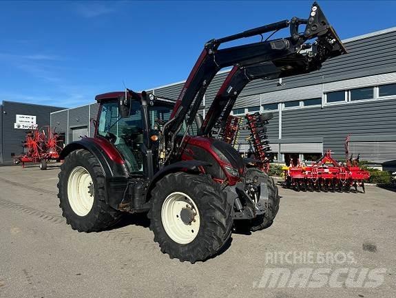 Valtra N174V 트랙터