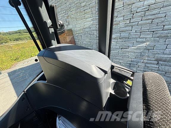 Valtra N175D 트랙터