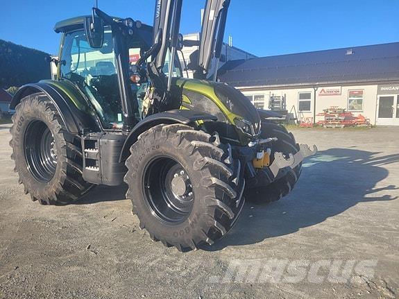 Valtra N175D 트랙터