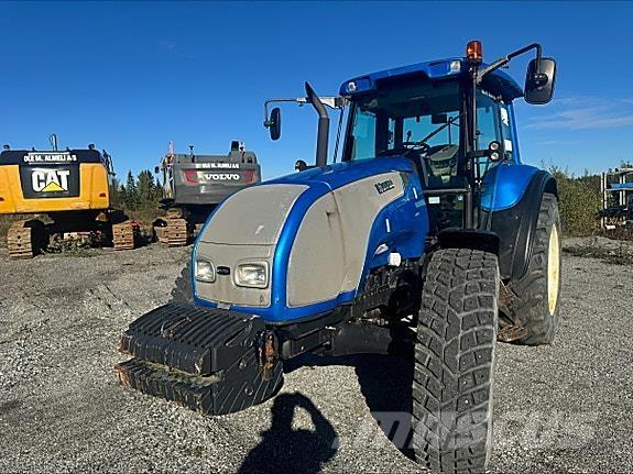 Valtra T150 트랙터