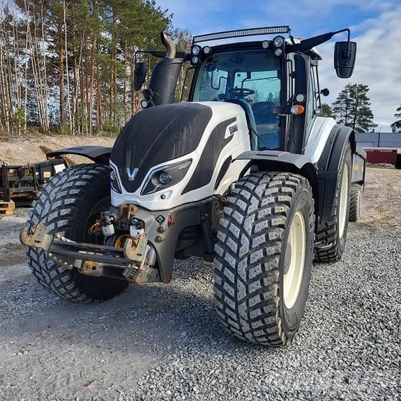 Valtra T174D 트랙터