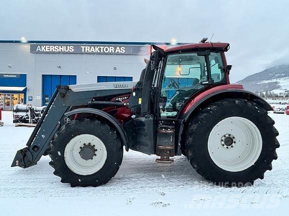 Valtra T174eD 트랙터