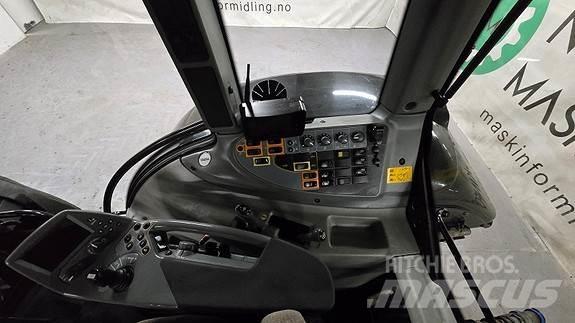 Valtra T182 트랙터