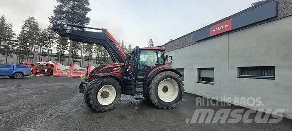 Valtra T234 트랙터
