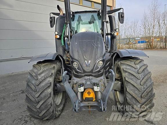 Valtra T234 트랙터