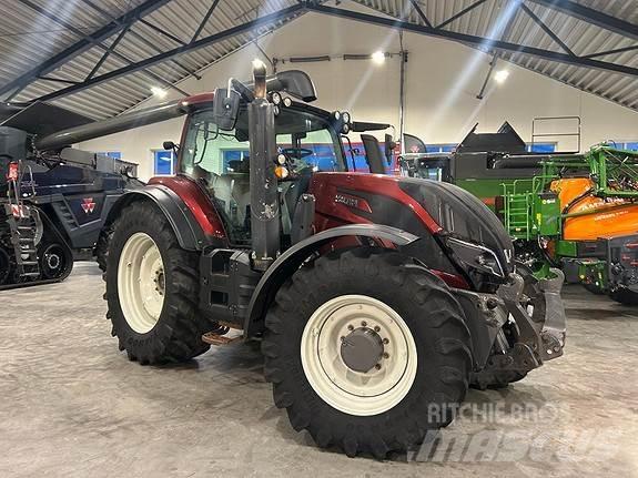 Valtra T234 트랙터