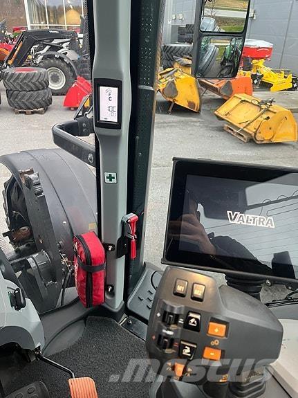 Valtra T234D 트랙터