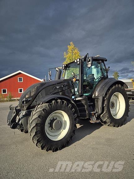 Valtra T254V 트랙터