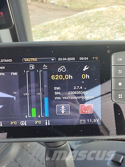 Valtra T255 트랙터