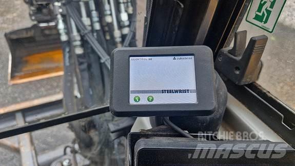 Volvo ECR58F 대형 굴삭기 29톤 이상