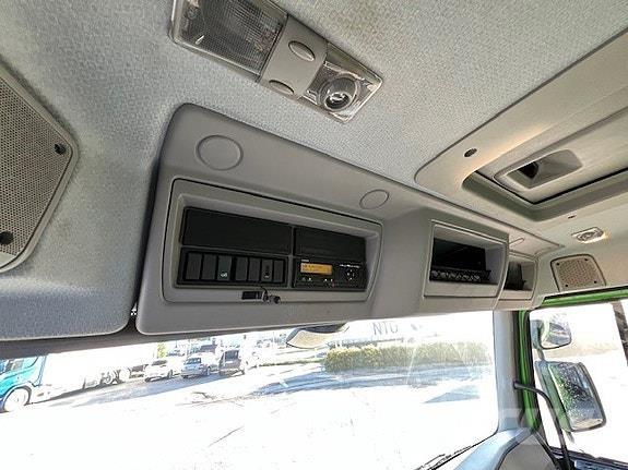 Volvo FE 320 -6x2 기타 트럭