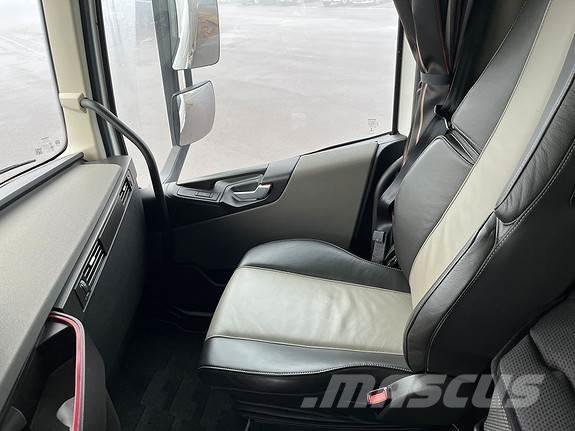 Volvo FH540 6x4 덤프 트럭