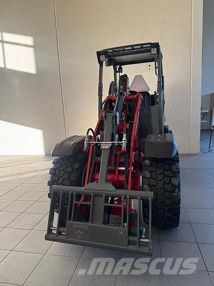 Weidemann 1260LP 타이어, 휠 및 림