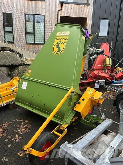   기타 목초 수확용 장비