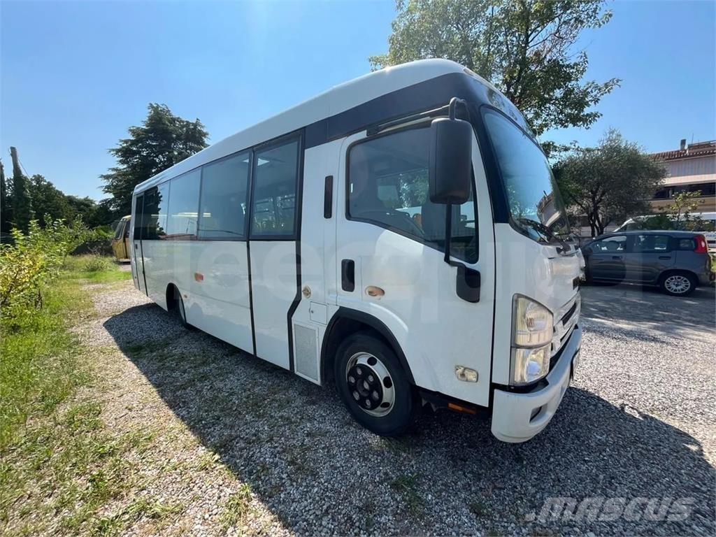 Isuzu P65 스쿨 버스
