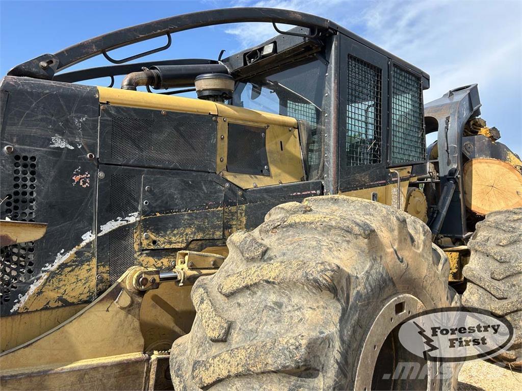 CAT 525B 목재스키더