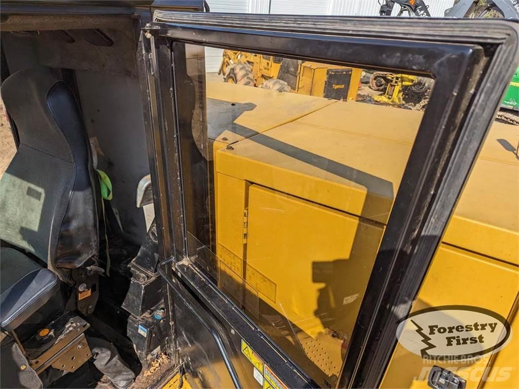 CAT 559D 굴절식 크레인