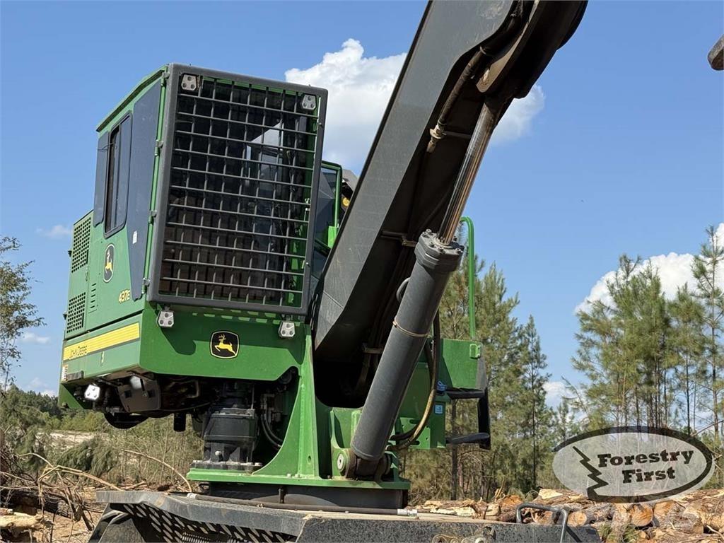John Deere 437E 굴절식 크레인