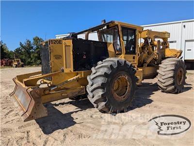 Tigercat 620E 목재스키더