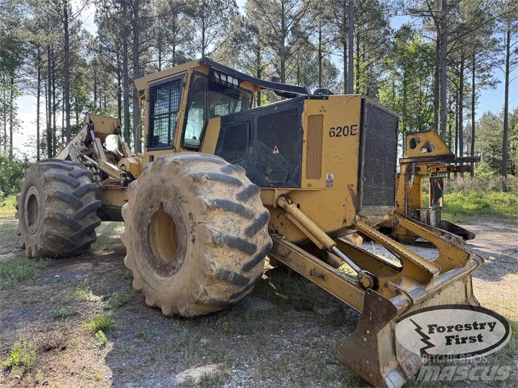 Tigercat 620E 목재스키더