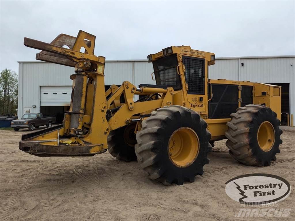 Tigercat 720G 팰러번처