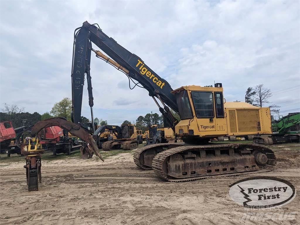 Tigercat 860S 굴절식 크레인
