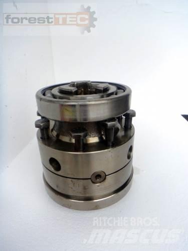 Valmet 820 원목 포워더