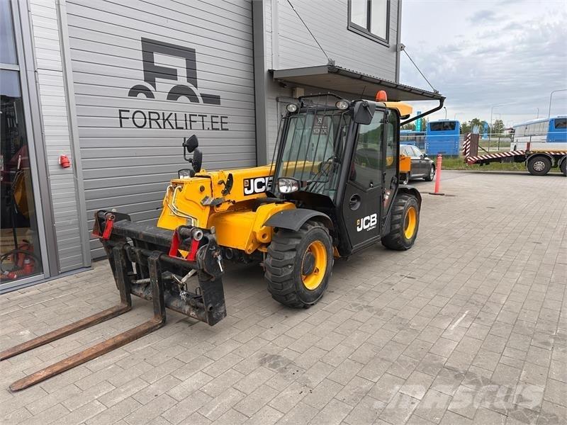 JCB 525-60 텔러 핸들러