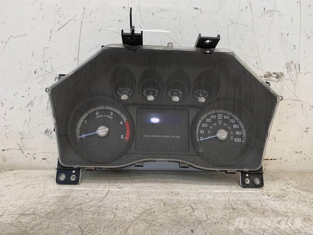 Ford F-550 운송 장비 - 기타