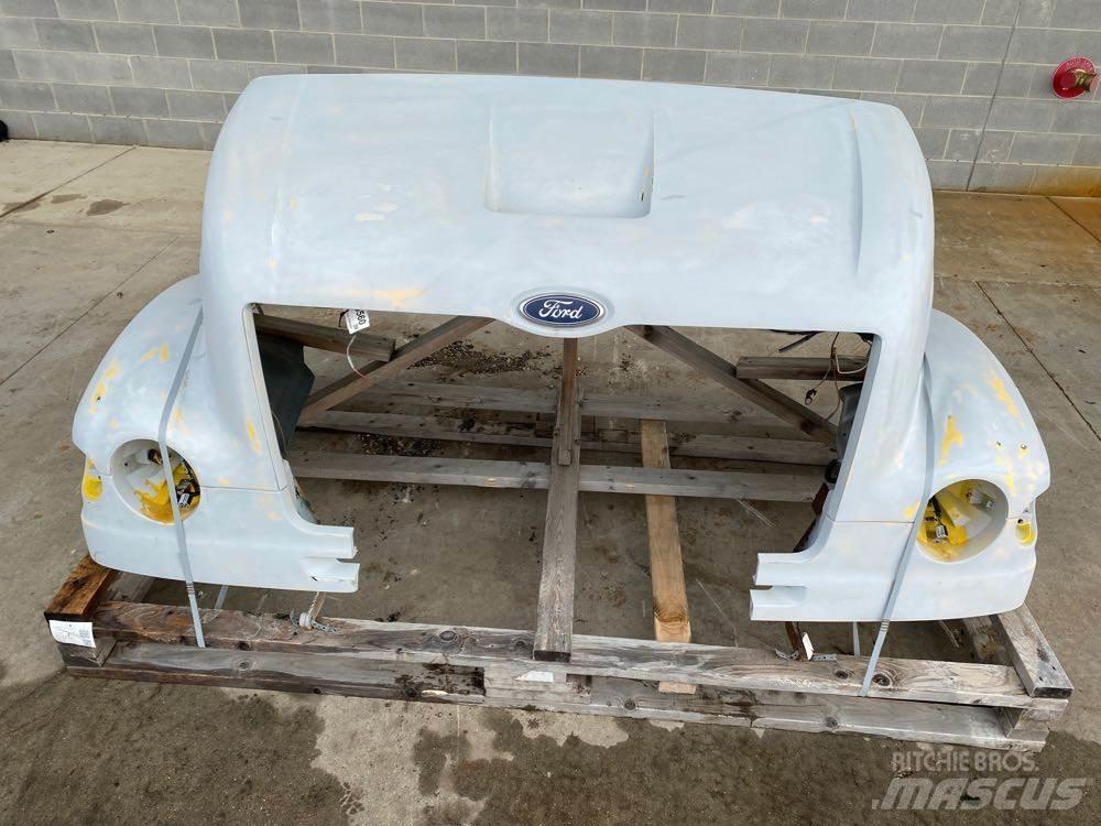 Ford L8501 캐빈 및 인테리어
