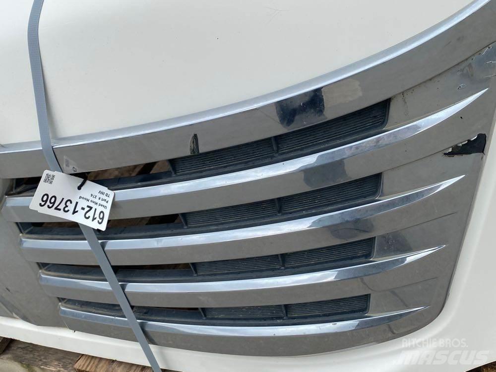 Hino 268 캐빈 및 인테리어