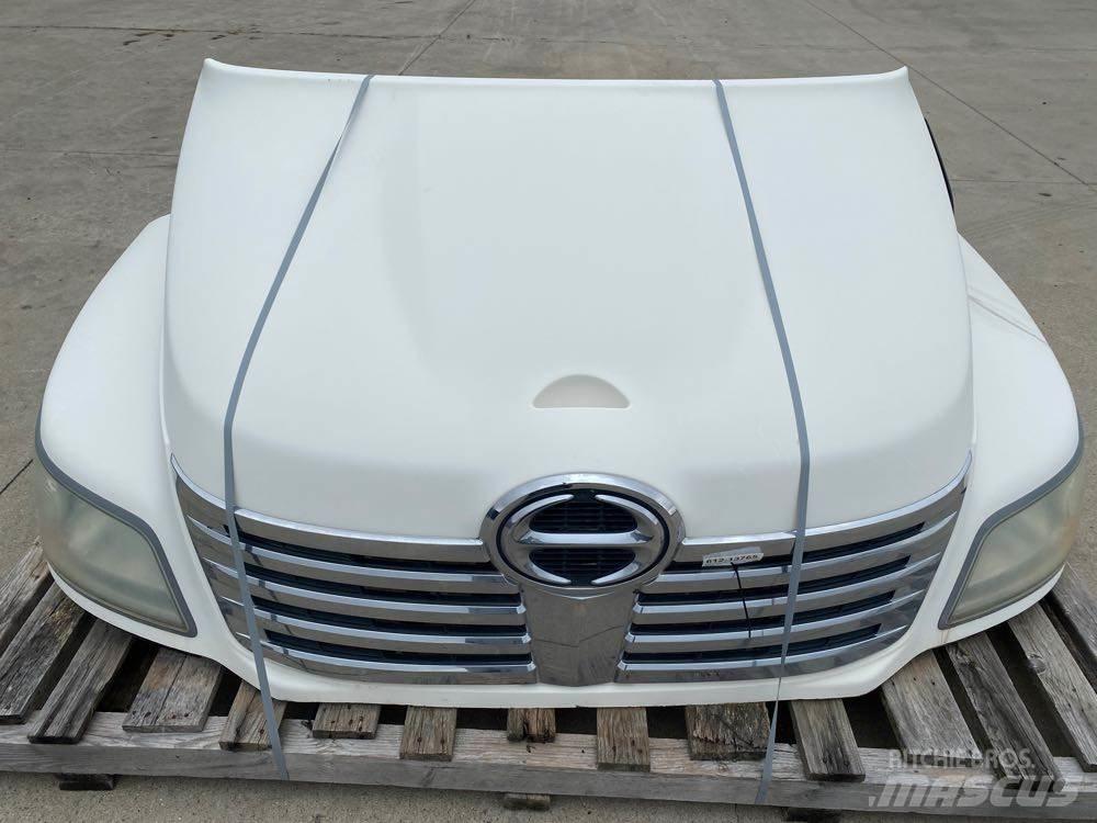 Hino 268 캐빈 및 인테리어