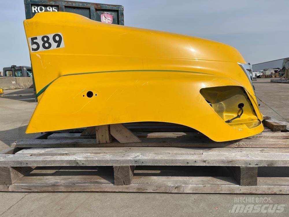 Hino 268 캐빈 및 인테리어