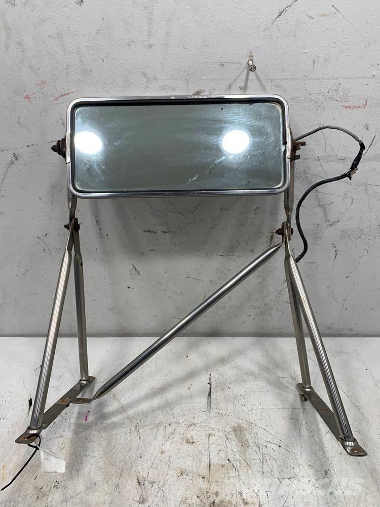 Peterbilt  운송 장비 - 기타