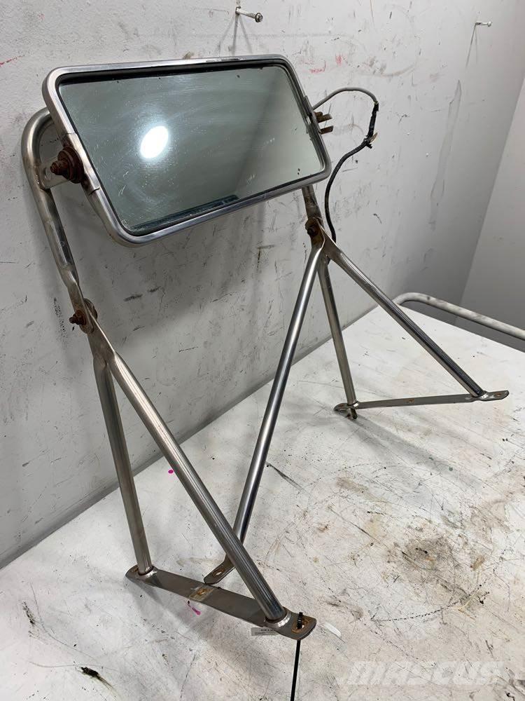 Peterbilt  운송 장비 - 기타