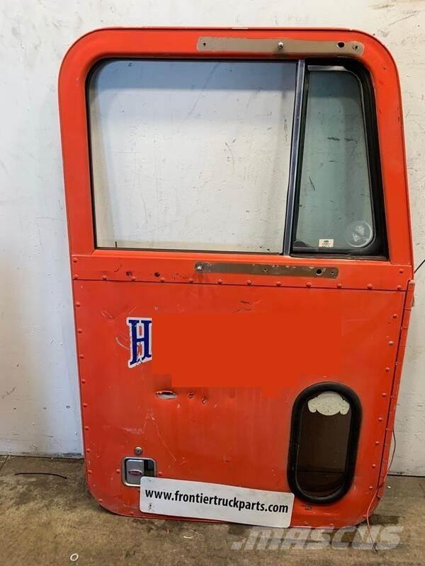 Peterbilt  운송 장비 - 기타