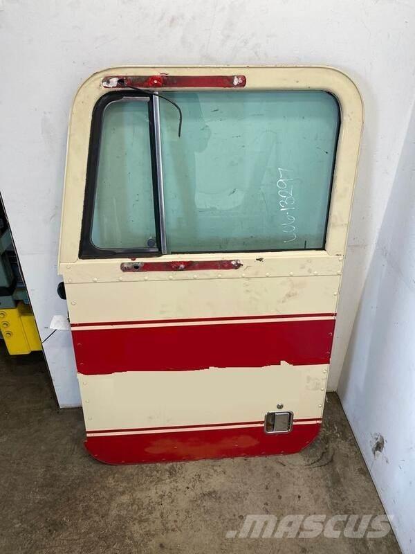 Peterbilt  운송 장비 - 기타