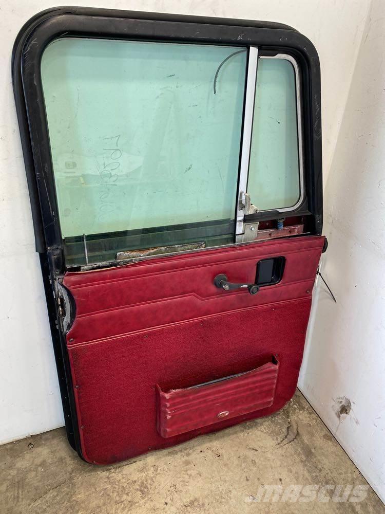 Peterbilt  운송 장비 - 기타