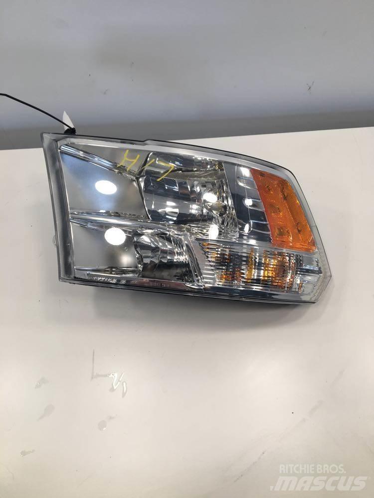 RAM 5500 일렉트로닉스
