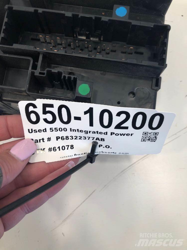 RAM 5500 캐빈 및 인테리어