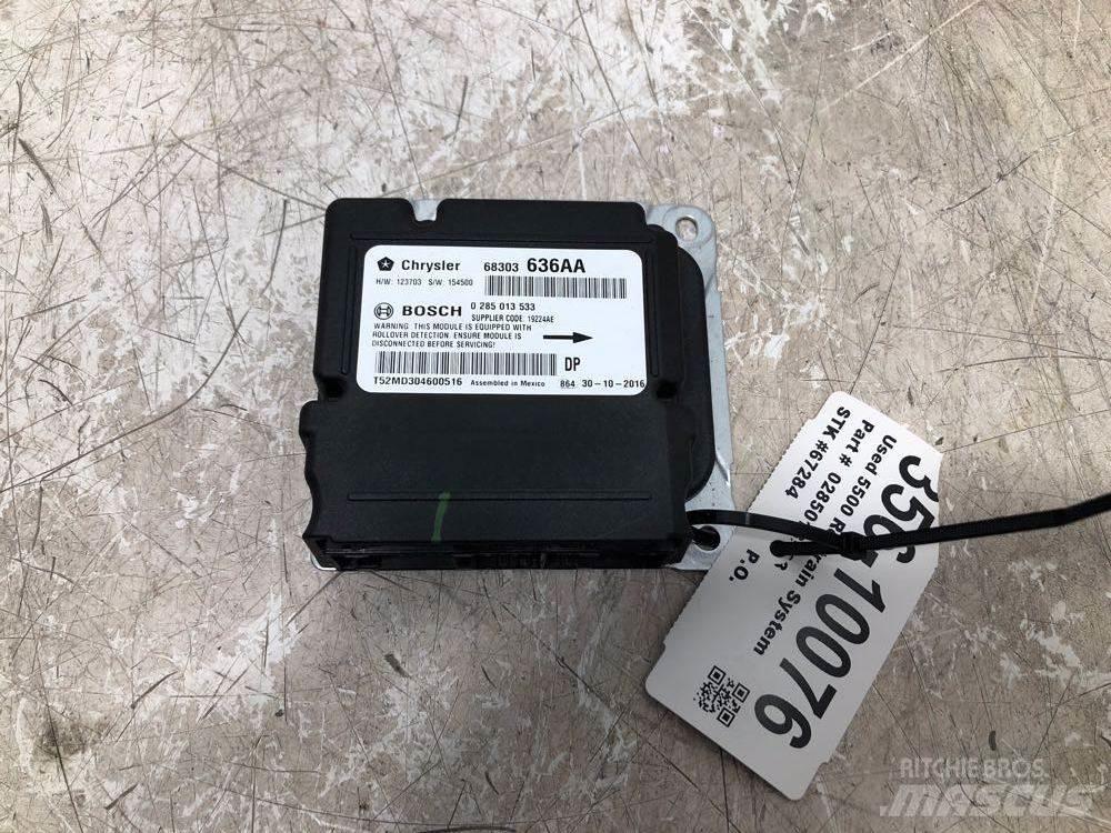 RAM 5500 캐빈 및 인테리어