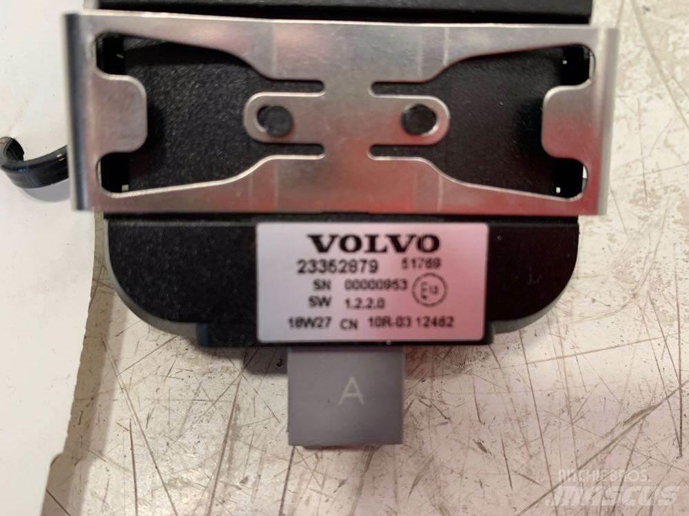 Volvo  운송 장비 - 기타