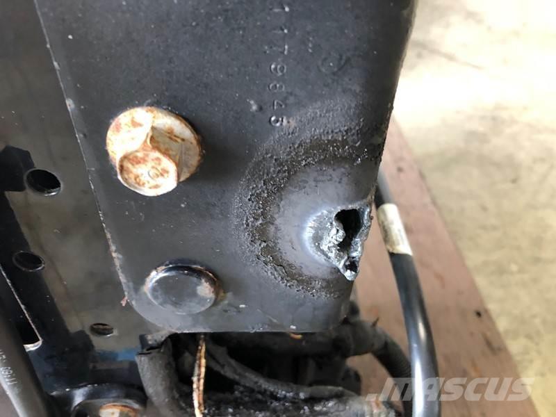 Volvo VNL 운송 장비 - 기타